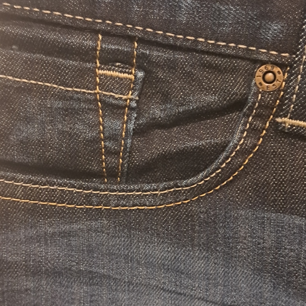 Gap Womens Dark Wash Denim Skirt 5 Pocket Distressed Finish Size 10/30 - Picture 3 of 8